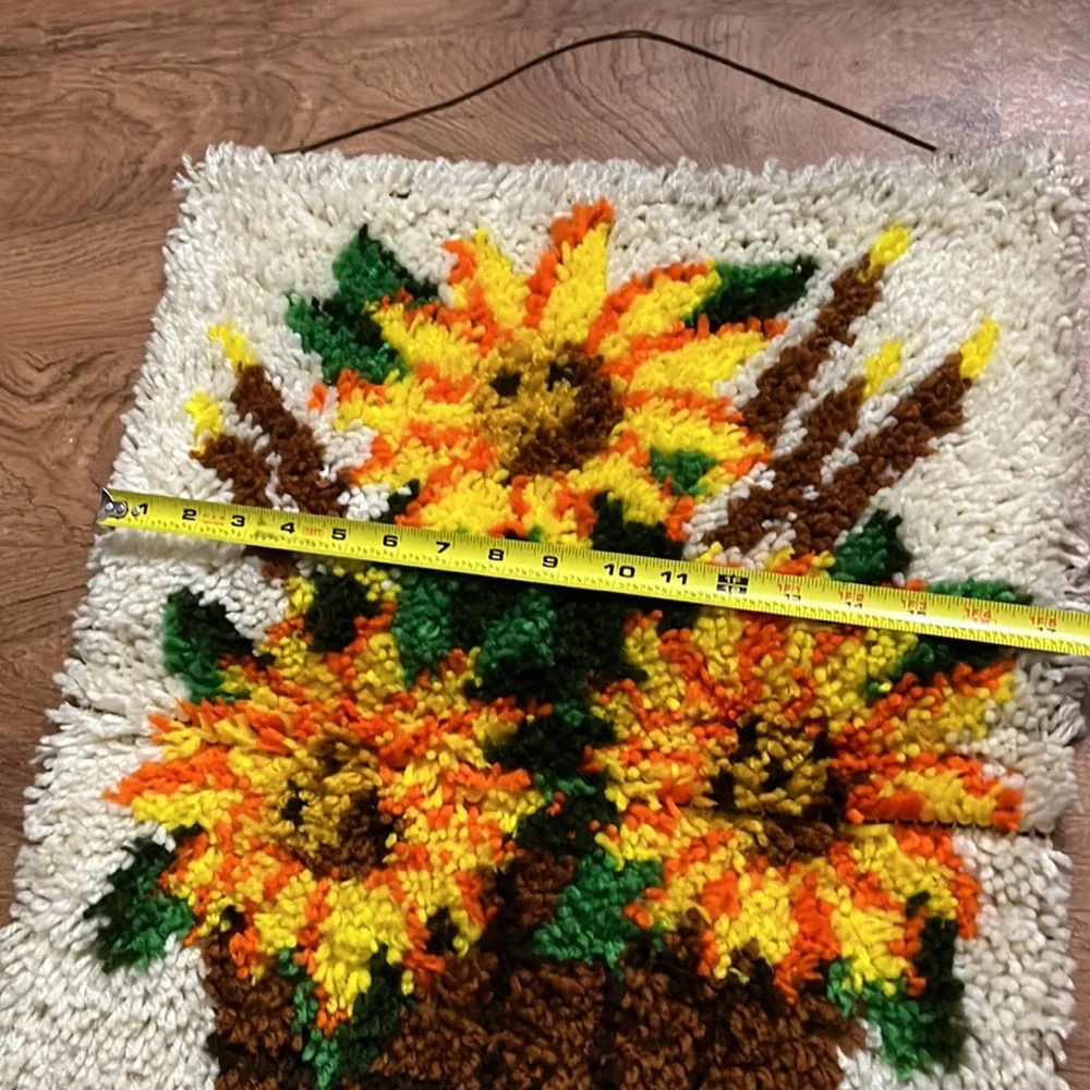 Vintage 70’s Flowers Rug Wall Hanging